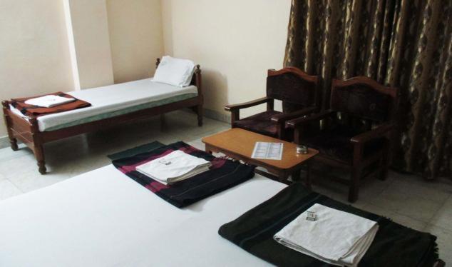 Hotel Geethanjali Residency Bhadrachalam Exterior photo